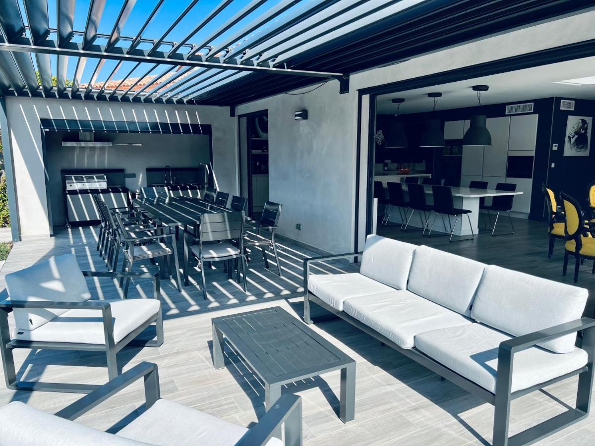 A Gioia Di Campa Villa Figari  Exteriör bild