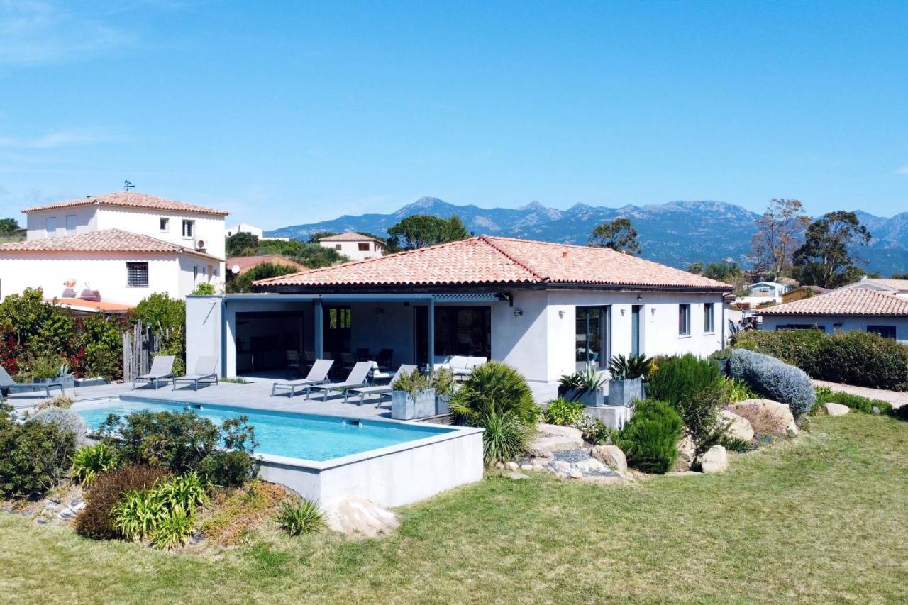 A Gioia Di Campa Villa Figari  Exteriör bild