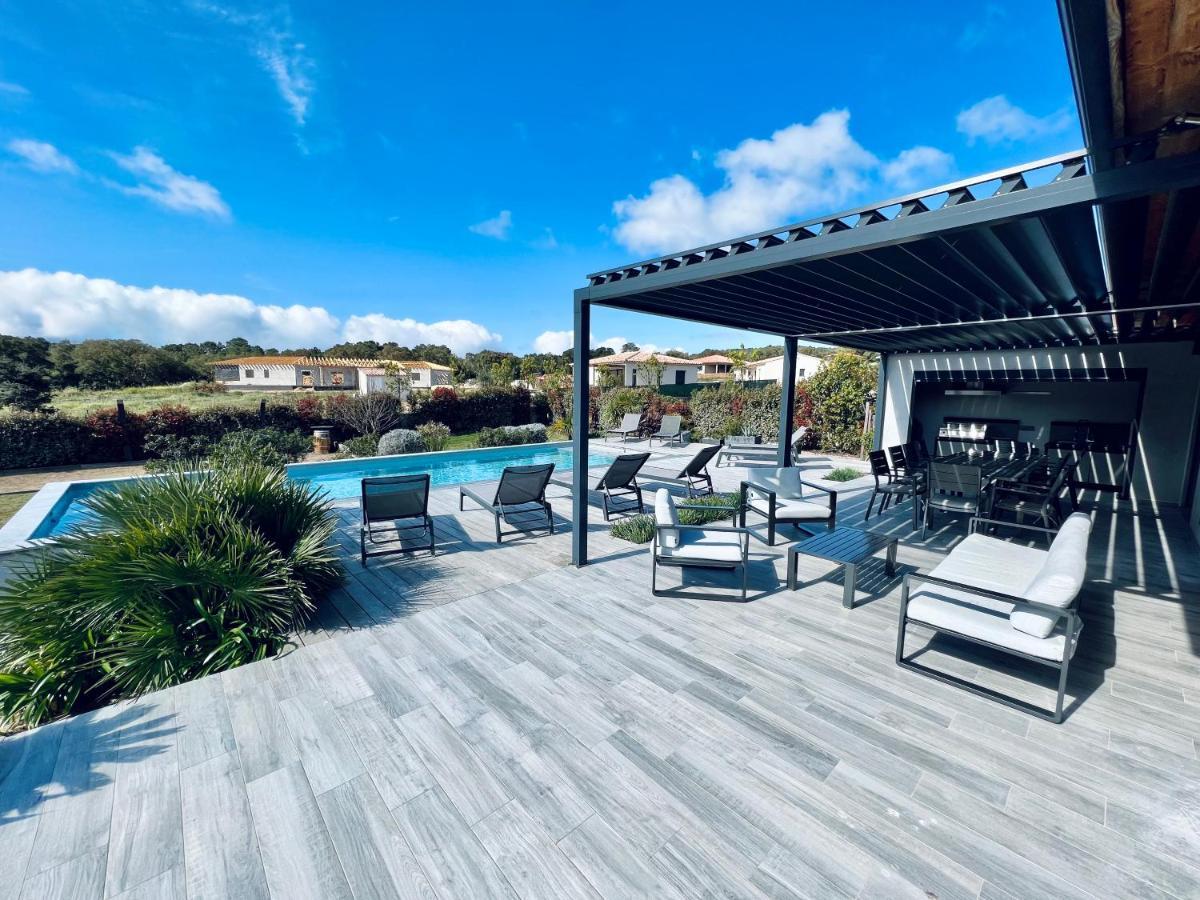 A Gioia Di Campa Villa Figari  Exteriör bild