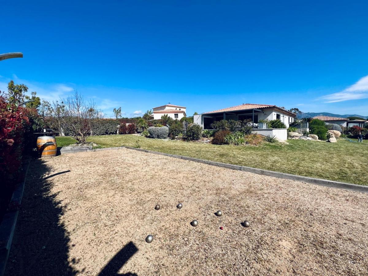 A Gioia Di Campa Villa Figari  Exteriör bild