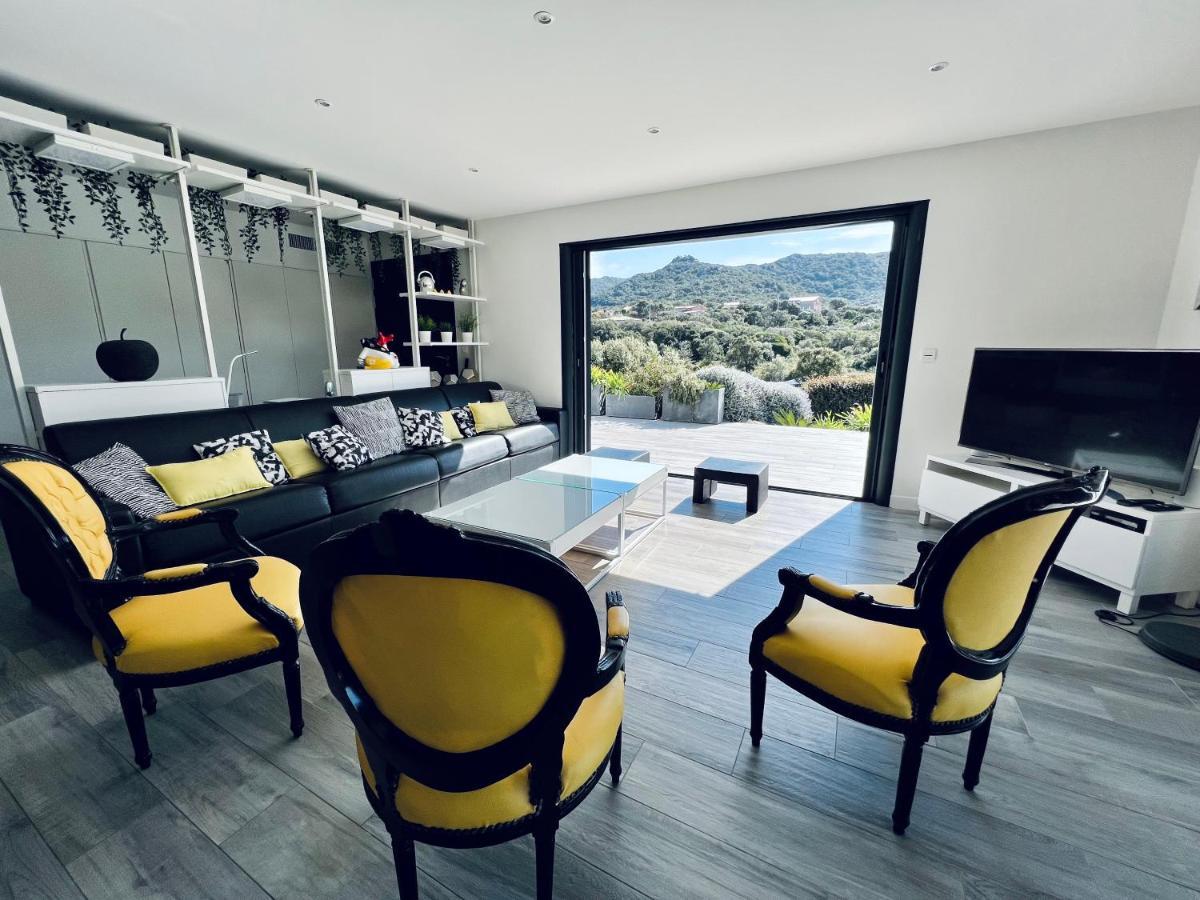 A Gioia Di Campa Villa Figari  Exteriör bild